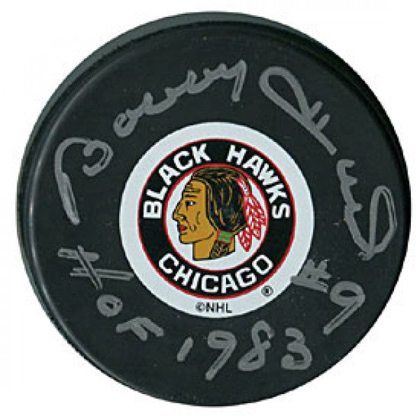 Bobby Hull Autographed/Signed 'HOF' Puck