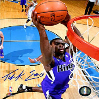 Tyreke Evans Autographed / Signed Slam Dunk 20x30 Photo