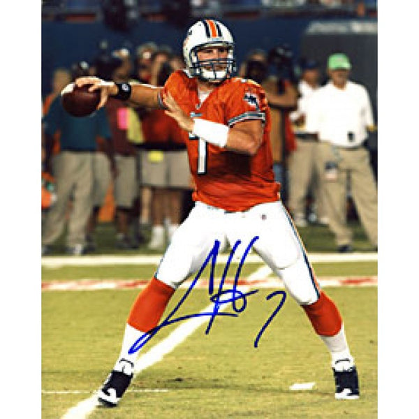 Chad Henne Autographed / Signed Looking to Throw 8x10 Photo - Miami Dolphins