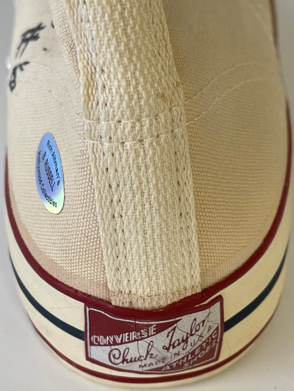 Advarsel motto mundstykke Bill Russell Autographed Converse Chuck Taylor Athletic Shoe | Hollywood  Collectibles