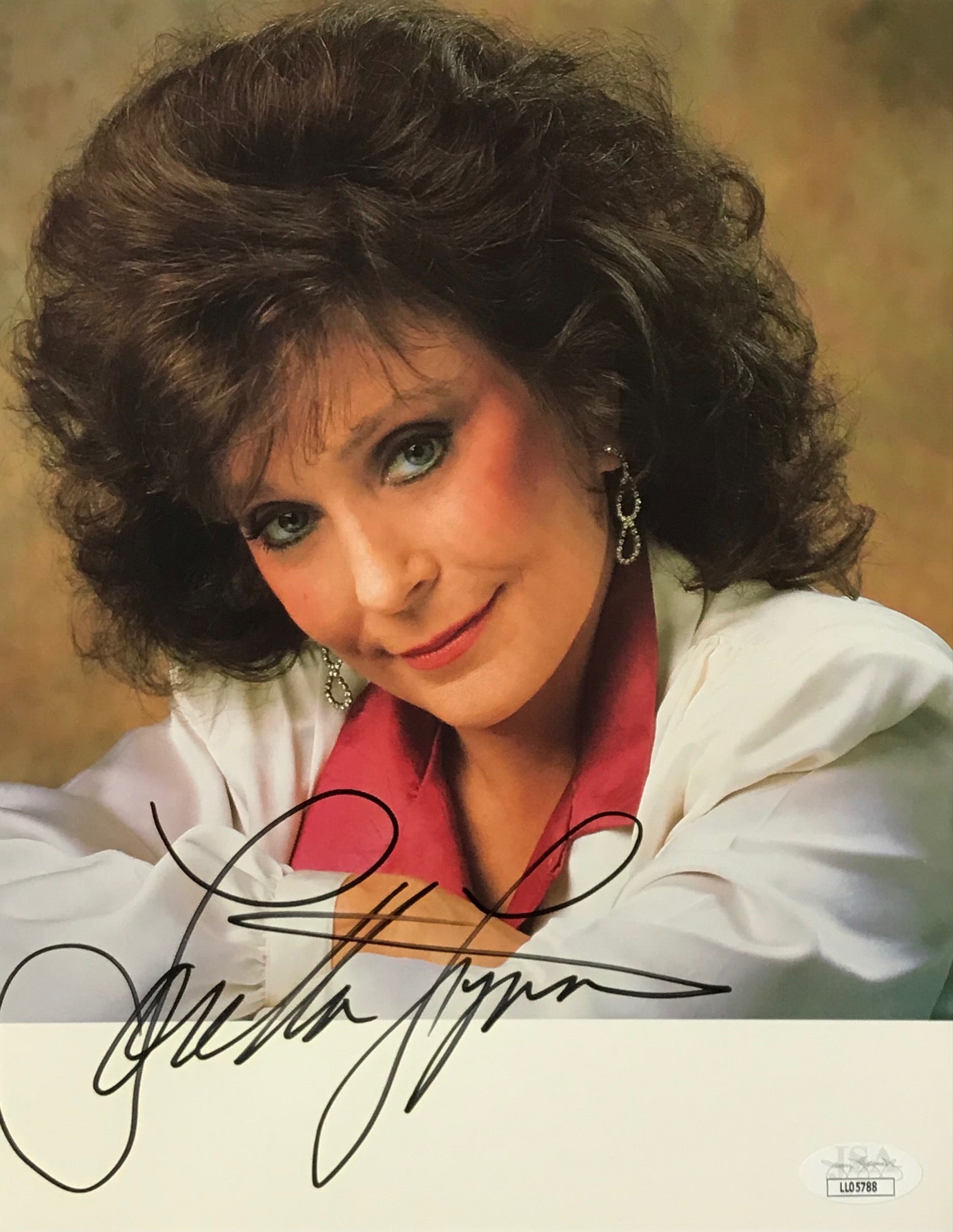 Loretta Lynn Autographed 8x10 Celebrity Card Board Photo (JSA