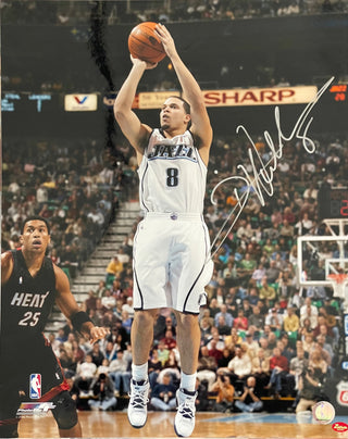 Deron Williams Autographed 16x20 Basketball Photo