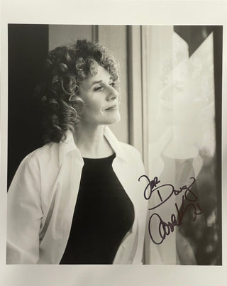Carole King Autographed 8x10 Celebrity Photo
