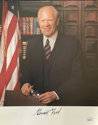 Gerald Ford Autographed 8x10 Photo (JSA)