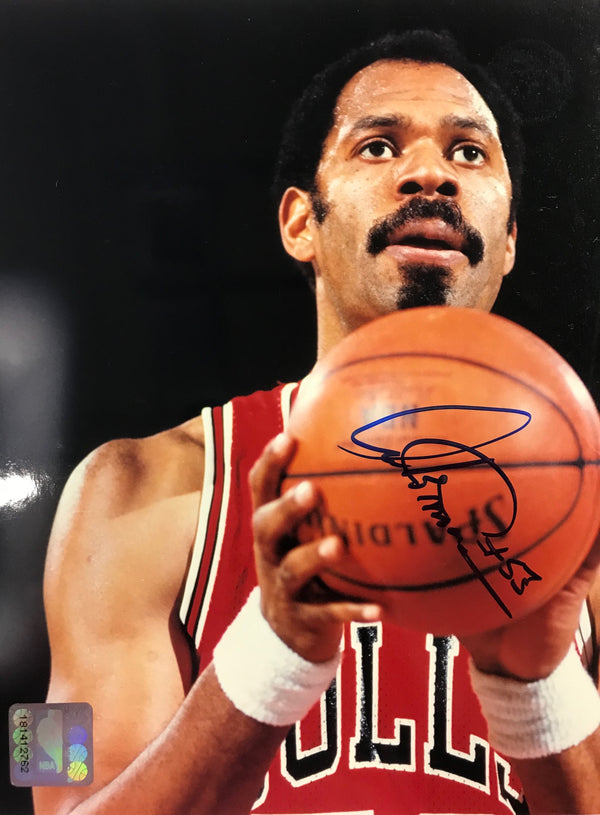 Artis Gilmore Autographed 8x10 Basketball Photo