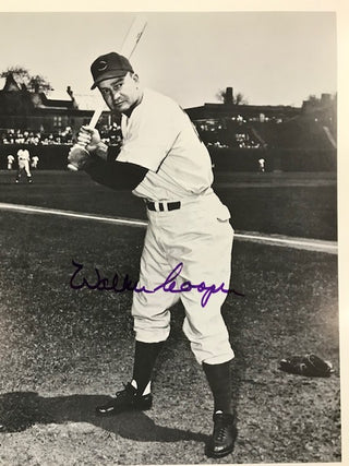 Walker Cooper Autographed 8x10 Black & White Baseball Photo
