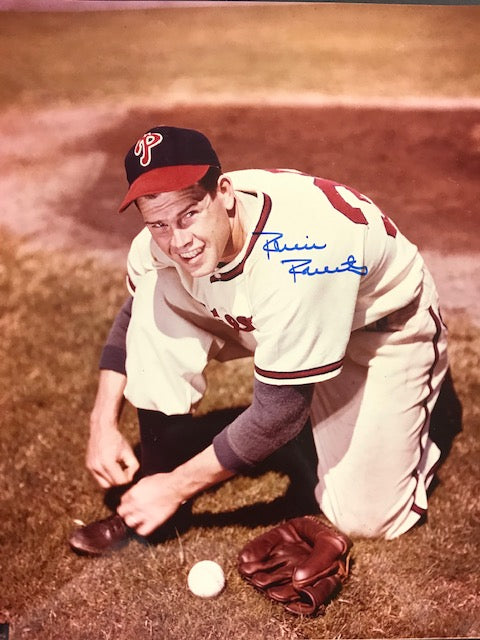Robin Roberts Autographed 8x10 Baseball Photo