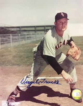 Virgil Trucks Autographed 8x10 Baseball Photo