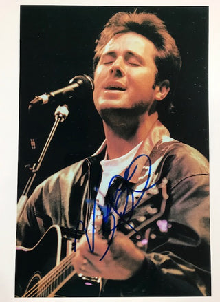 Vince Gill Autographed 8x10 Celebrity Photo