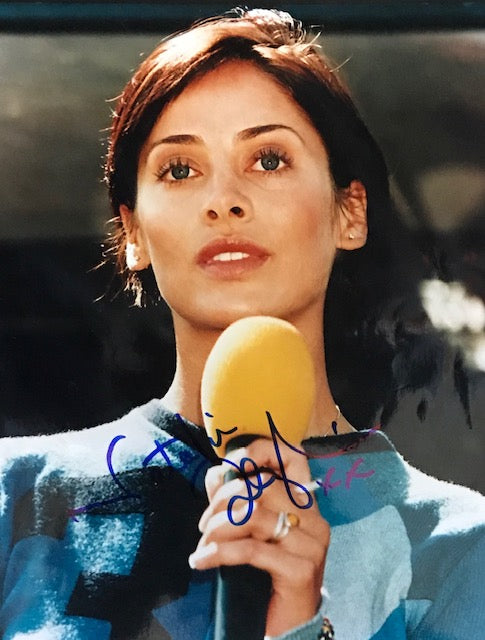 Natalie Imbruglia Autographed 8x10 Celebrity Photo