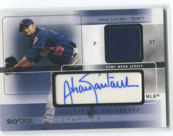 2005 Fleer Skybox #AGJ-JS Johan Santana Autographed Jersey Card 033/130