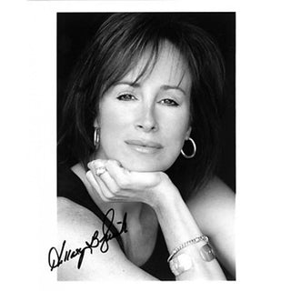 Hillary B. Smith Autographed / Signed 8x10 Photo