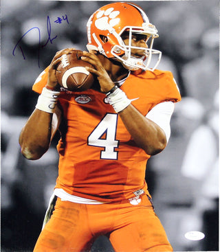 DeShaun Watson Autographed 11x14 Photo (JSA)