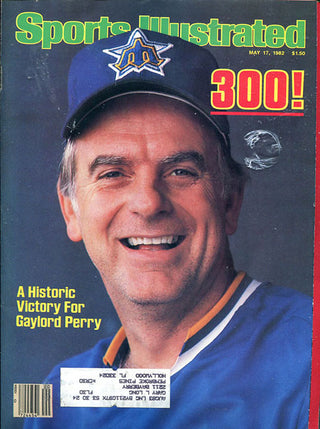 Gaylrod Perry Unsigned Sports Illustrated Magazine