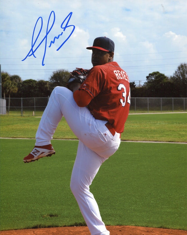 Alex Reyes Autographed 8x10 Photo