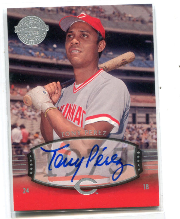 Tony Perez Autographed 2004 Upper Deck #122 Card