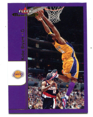 Kobe Bryant 2001-02 Fleer #17 Card