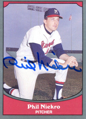 Phil Niekro Autographed 1990 Pacific Card