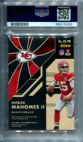 Patrick Mahomes 2019 Panini Gold Standard Gold Strike #GS-PM (PSA) Auto 10