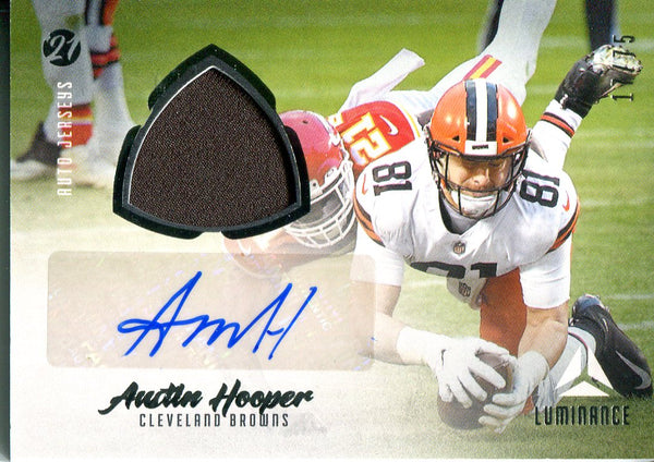 Austin Hooper 2021 Panini Luminance Autographed Game Worn Jersey Card 17/75 #AJ-AH