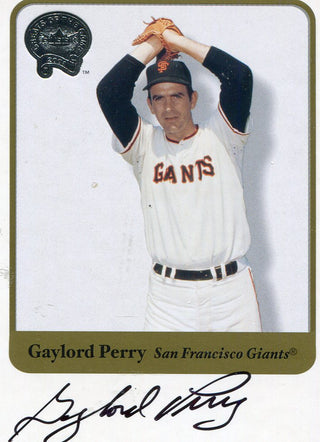 Gaylord Perry Autographed Fleer Card