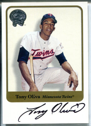 Tony Oliva Autographed Fleer Card