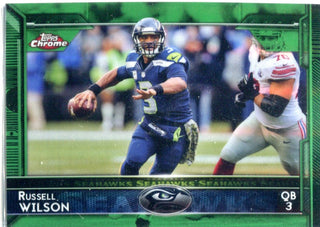 Russell Wilson 2015 Topps Chrome Green Refractor Unsigned Card