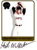 Hoyt Wilhelm 2001 Fleer Greats of the Game Autographed Card