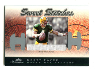 Brett Favre 2003 Fleer Showcase Sweet Swatches 660/899 Card