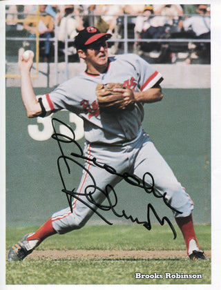 Brooks Robinson Autographed 8x10 Photo