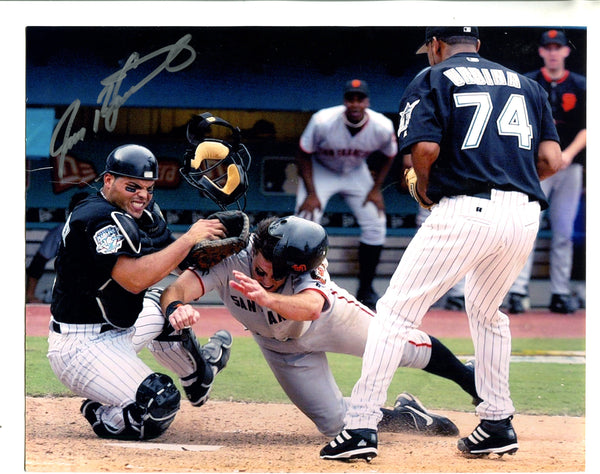 Ivan Rodriguez Autographed 8x10 Photo