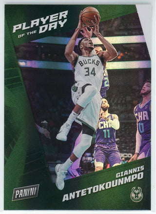 Giannis Antetokounmpo 2021-22 Panini Player of the Day Foil Card #29