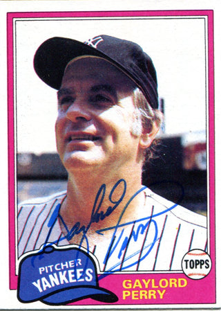 Gaylord Perry Autographed 1981 Topps Card
