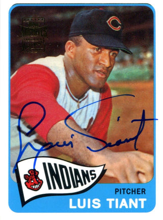 Luis Tiant Autographed 2001 Topps Archive Card