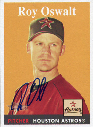 Roy Oswalt Autographed 2007 Topps Heritage Card