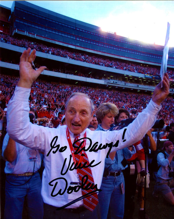 Vince Dooley Autographed 8x10 Football Photo