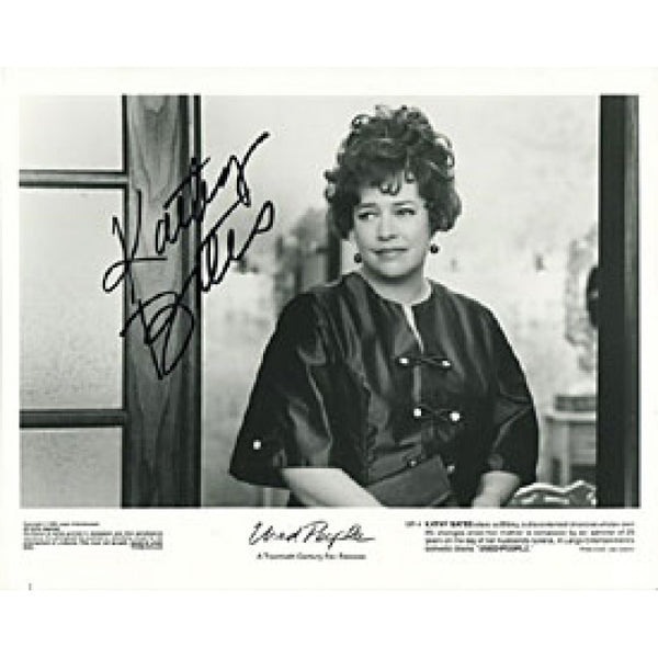 Kathy Bates Autographed/Signed 8x10 Photo
