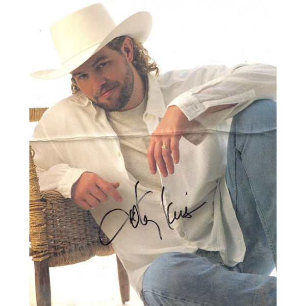 Toby Keith Autographed 8x10 Photo